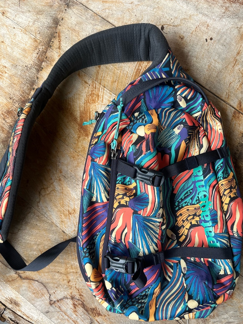 Patagonia Atom 8L Crossbody Bag